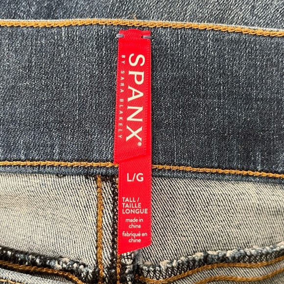 NWT SPANX | Classic Distressed Ankle Skinny Jeans in Medium Wash | Size L TALL - Picture 7 of 11
